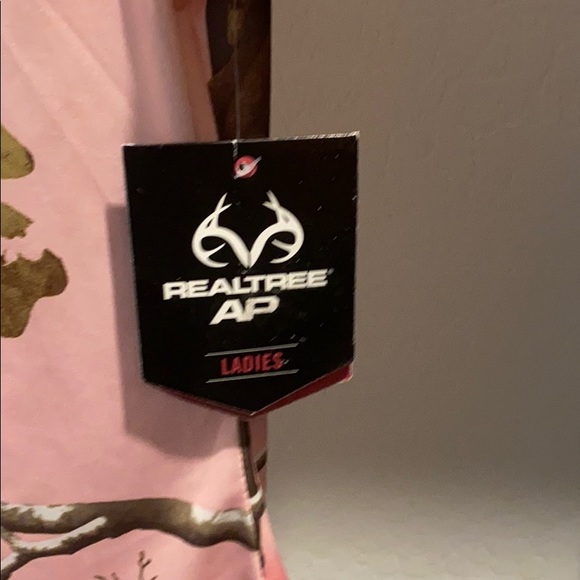 NWT Realtree size Medium - Picture 4 of 6